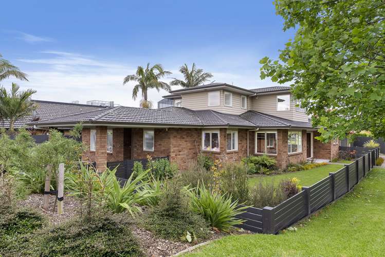 2 Vinograd Drive Te Atatu Peninsula_36