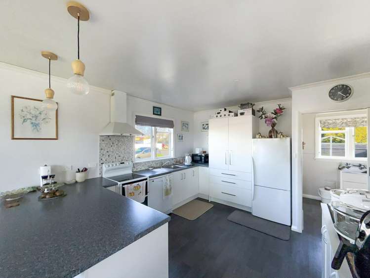 68 Miller Street Dannevirke_3