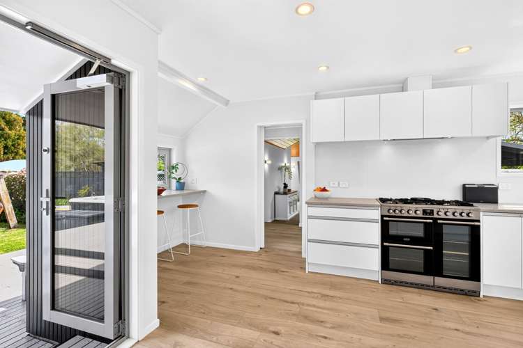 806 Waitakere Road Kumeu_14