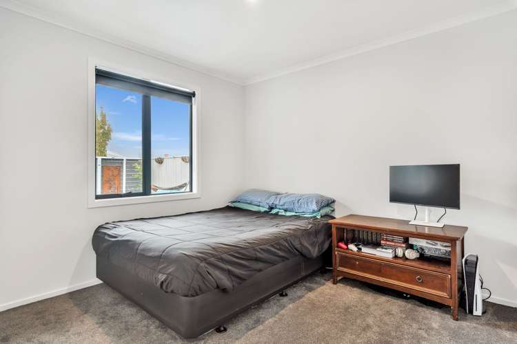 1 Carmine Crescent Richmond_13