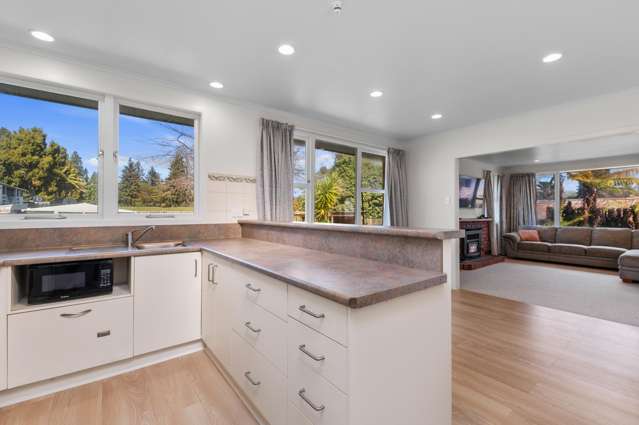 132 Devon Street West Hillcrest_2