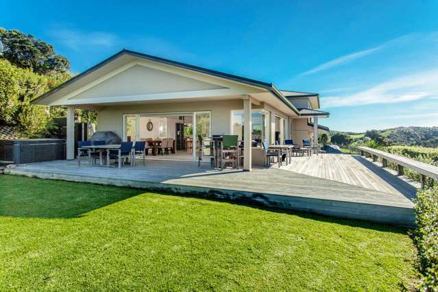 17 Church Bay Road Oneroa_4