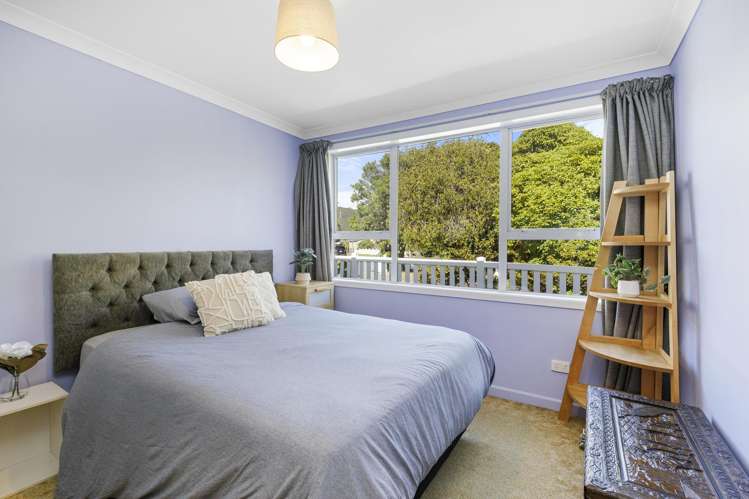 6 Kapuranga Grove Stokes Valley_12