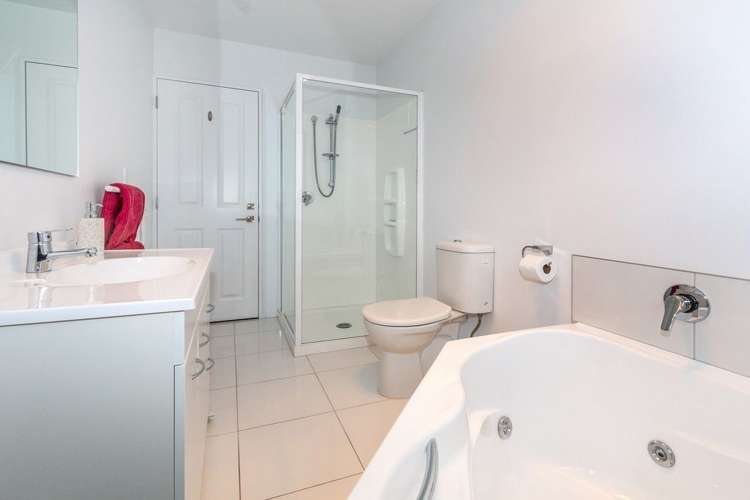 11 Longspur Avenue Wigram_11