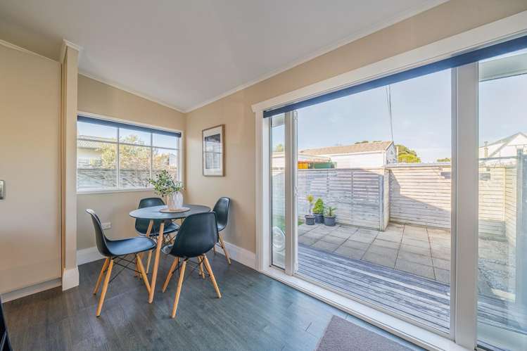 10 Graham Street Petone_13