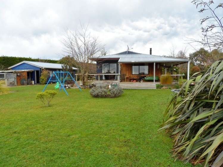 79 Charlotte Street Takapau_5