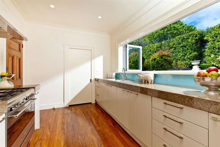 34 Bernard Magnus Lane Greenhithe_4