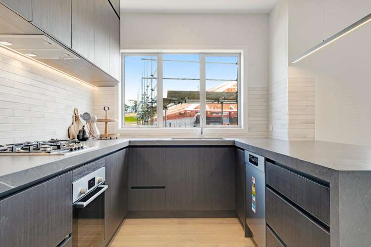 28 Tukutata Crescent Milldale_5