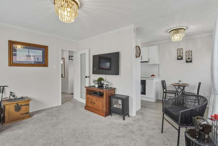 39 Rutherford Street Caversham_1