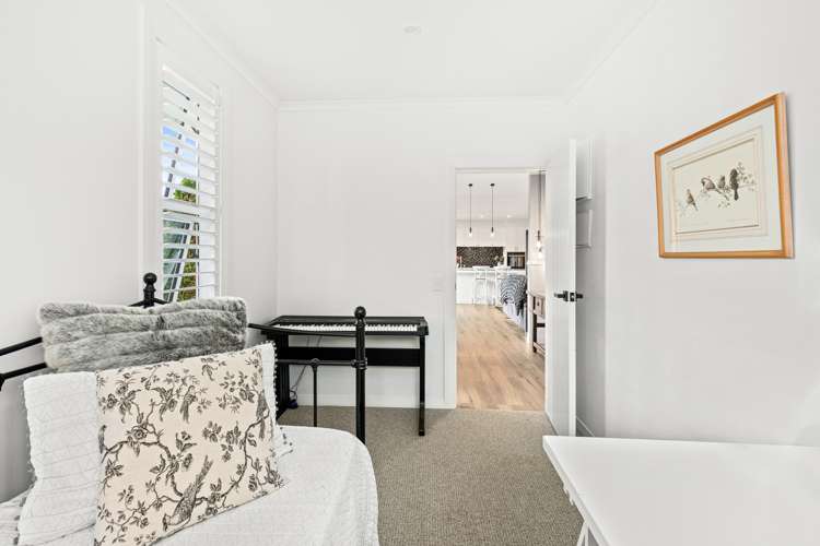 55 Hauraki Road Leigh_17