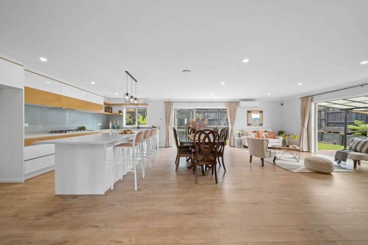 21 Shibata Rise Ranui_2