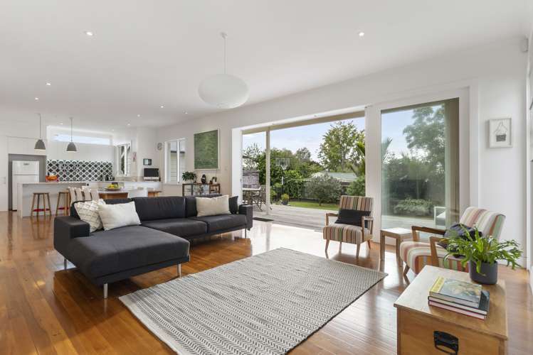 53 Miller Street Point Chevalier_1