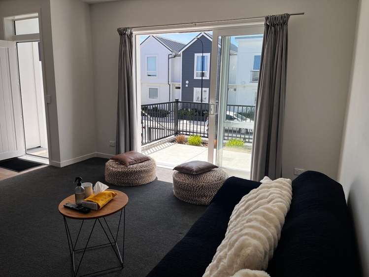 39/30 Adventure Drive Whitby_1