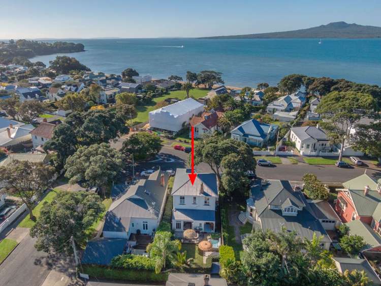 5 Oxford Terrace Devonport_20