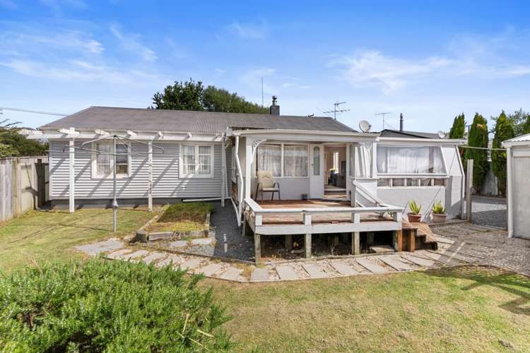 78 Mcrobbie Road Kingseat_13