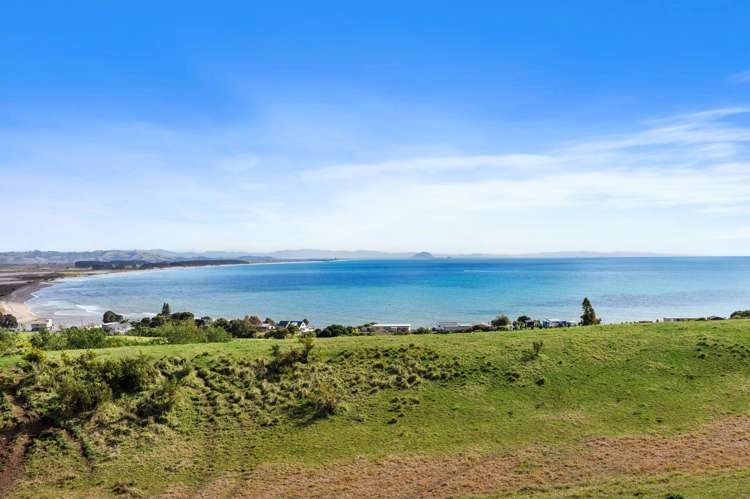 133 Town Point Road Maketu_30