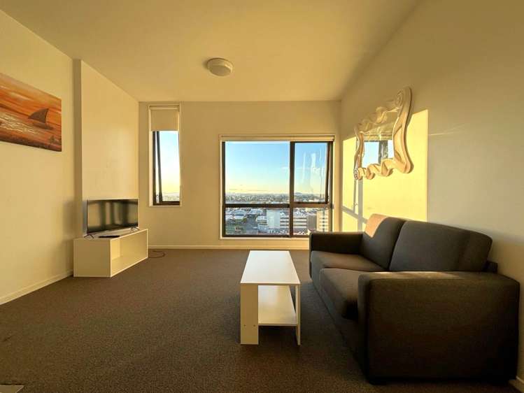 1103/17 Putney Way_0