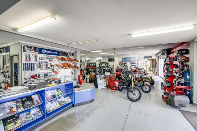 812-814 Karamu Road North Hastings Central_4