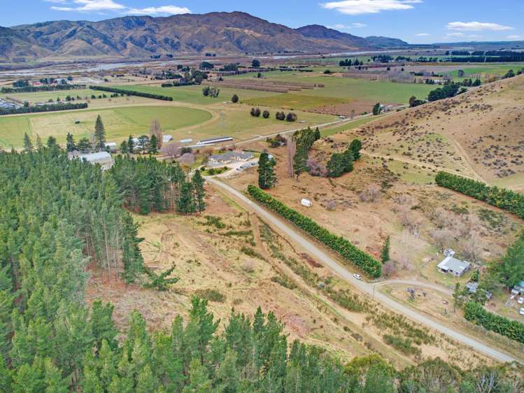 Diggers Gully Road Kurow_11