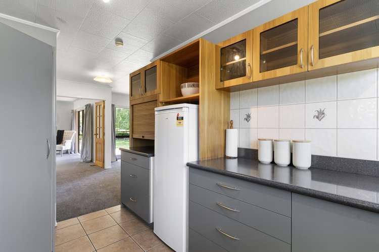 33 Tararua Drive Upper Plain_11