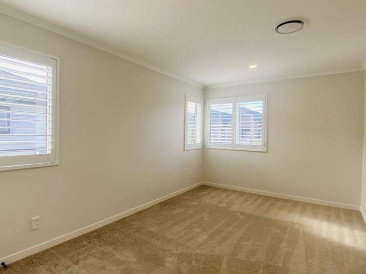 21 Hangar Lane 11428_10