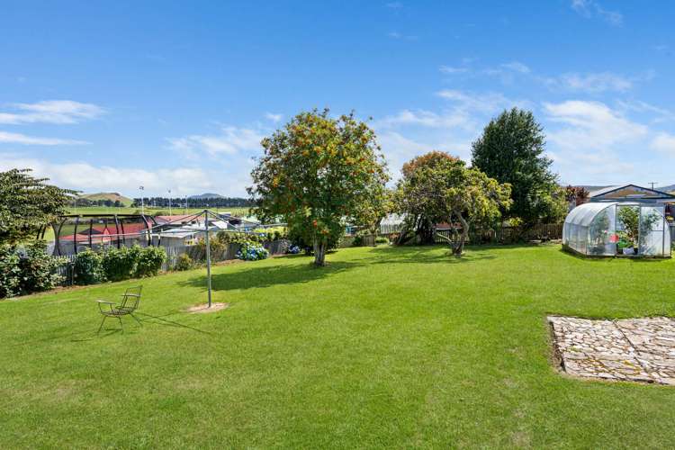 8 Macandrew Street Owaka_17