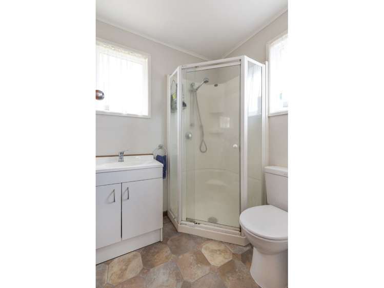 8 Ribblesdale Road Henderson_13