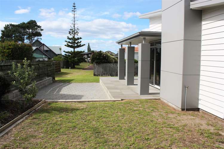 15 Champion Place Pauanui_24