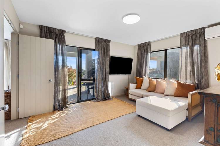 31 Aurora Avenue Welcome Bay_17