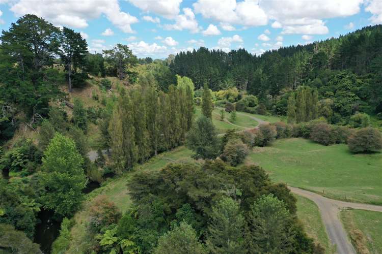 9 Karapiro Road Karapiro_40