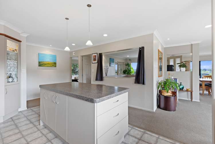 6 Honeysuckle Lane Ohauiti_16