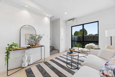 12 Yeovil Road_1