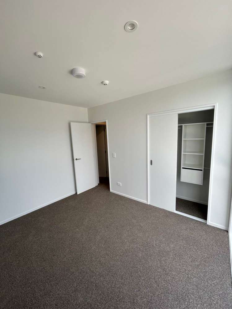 7/16 Treasure Lane Te Atatu South_4