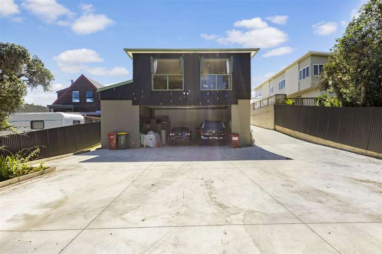 1315 Whangaparaoa Road Army Bay_21