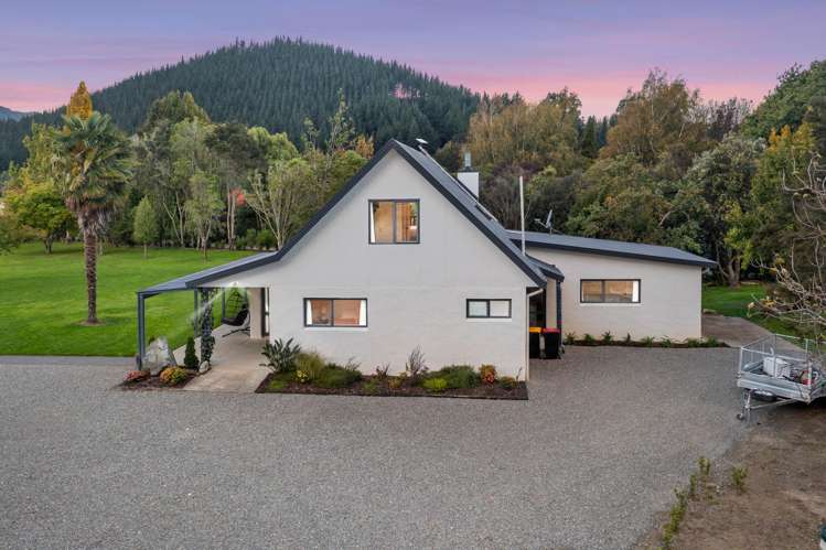 42 Bush Road Tuamarina_18