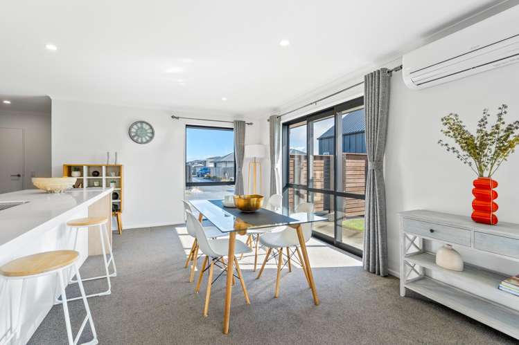 8 Silverview Place Mosgiel_5