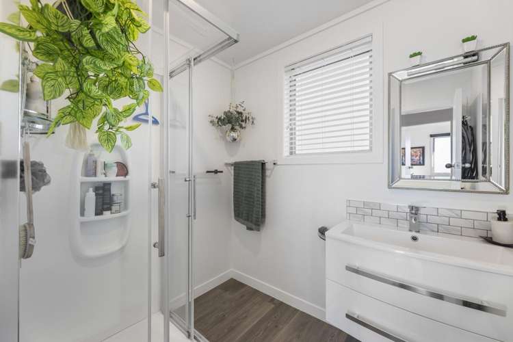 81 Gilkison Street Halfway Bush_8