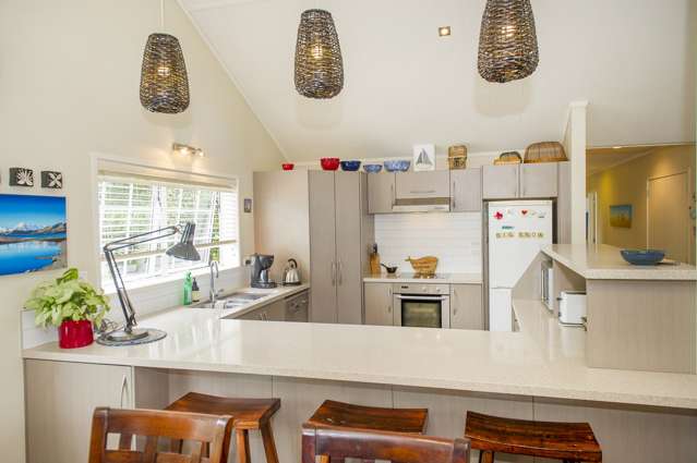 10 Sara Way Whitianga_4