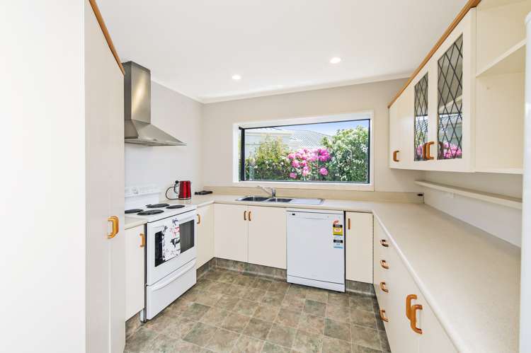 1 Devon Crescent Darfield_8