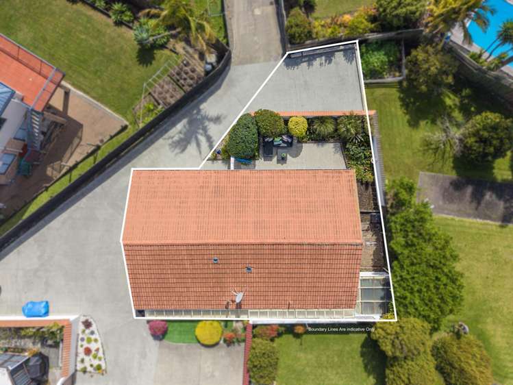12A Eagle Place Red Beach_32