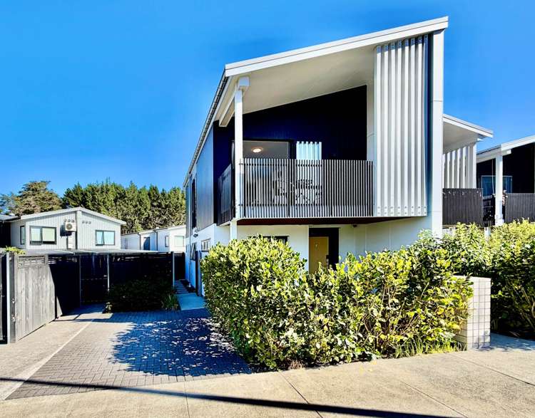 7 Awamarino Way Westgate_33