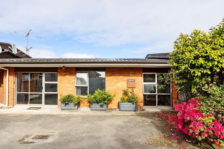 Room 2 Unit 3/172 Forth Street 10549_1