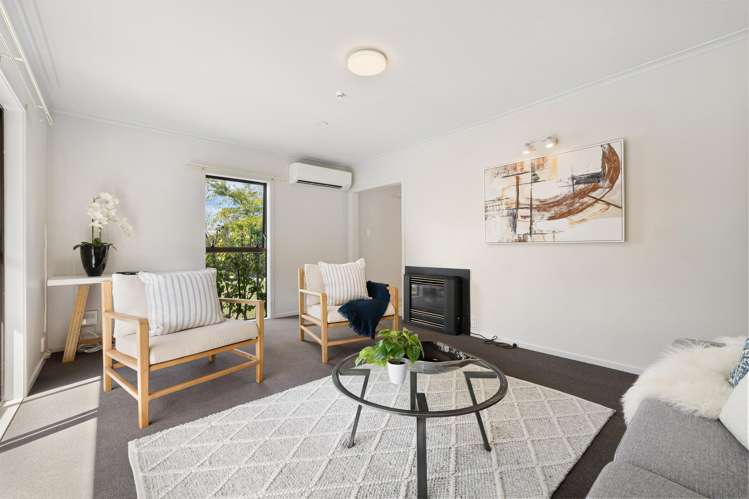 5 Loreto Place Hornby_7