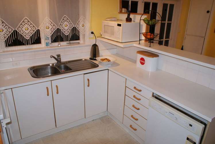 7 Acacia Road Torbay_7