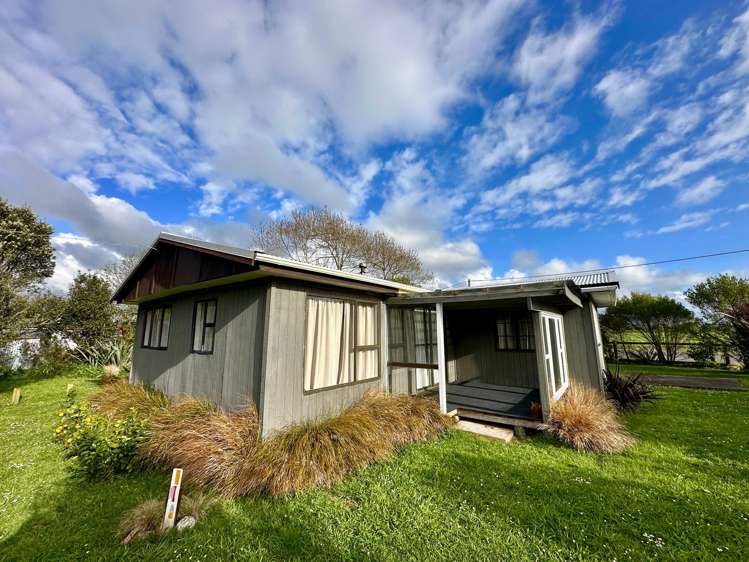 2 Hunter Street Karamea_17