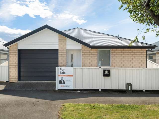 Stylish, Low-Maintenance Living in Mosgiel