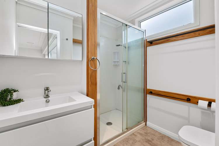 40 Robertson Street Glenholme_12