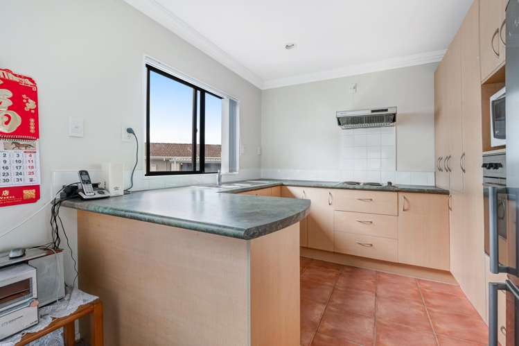 12 Tetrarch Place Totara Vale_17