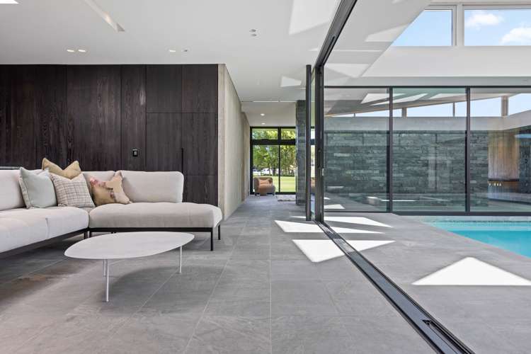 400 Pound Road Yaldhurst_26