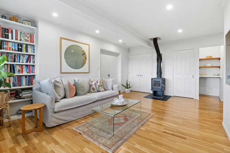 70 Selwyn Crescent Forrest Hill_7